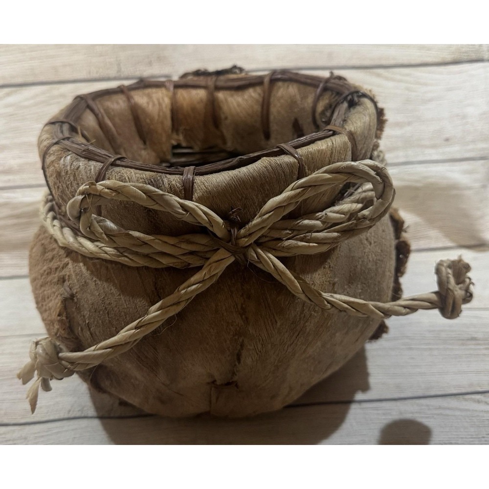 Vintage Handmade Native American Basket with Real Fur & Feathers Embellishments - Picture 2 of 6